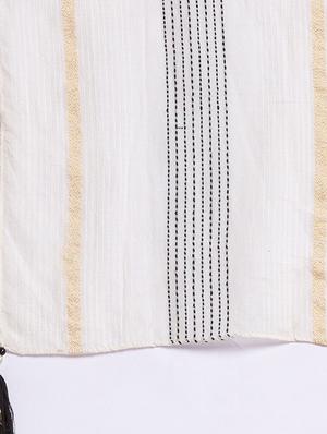 white printed scarf - 18396965 - Standard Image - 4
