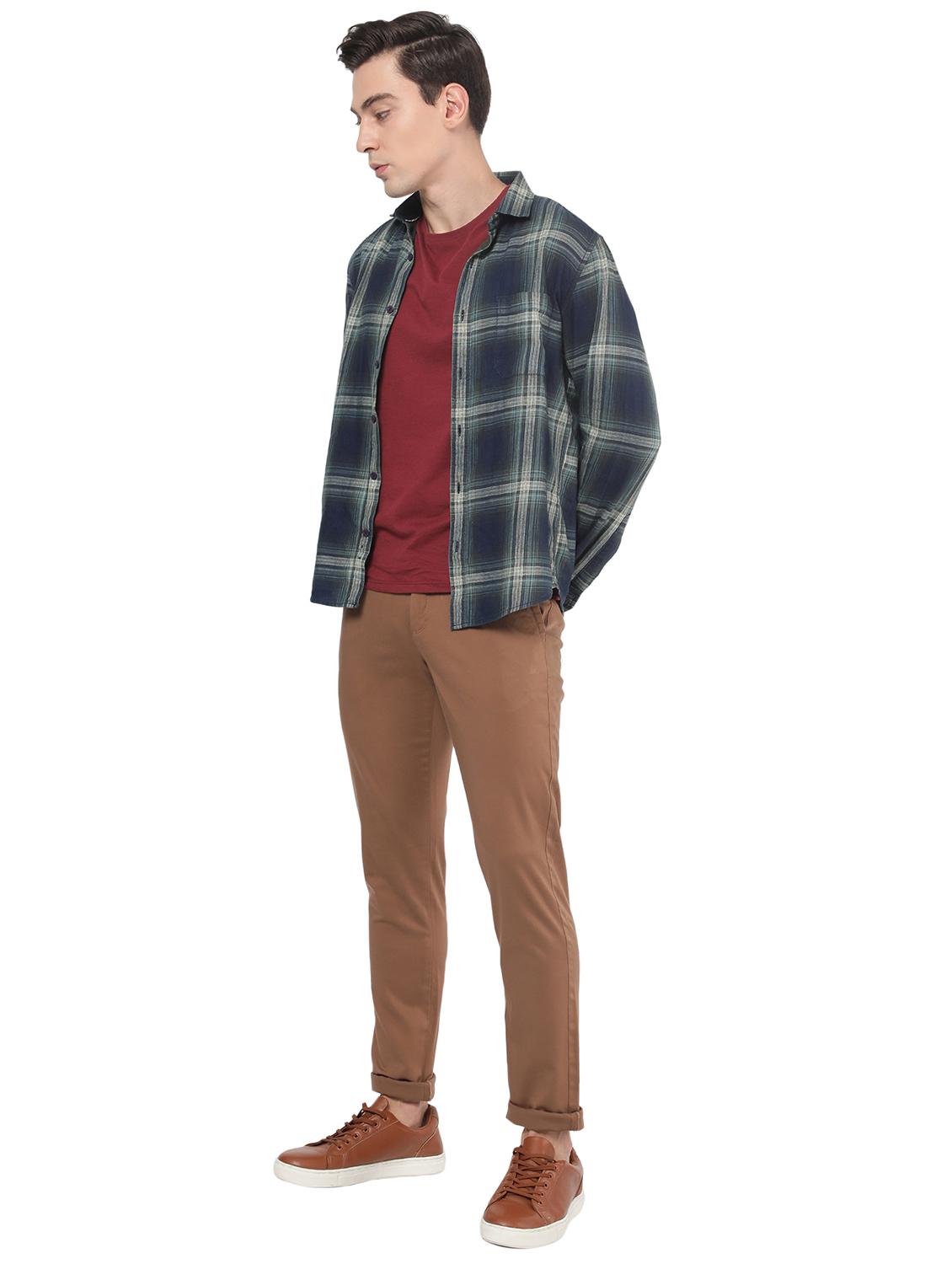 brown solid casual trouser - 18398377 - Zoom Image - 4
