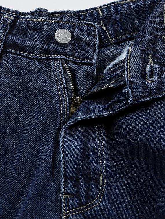 high rise distressed mom jean - 18400410 - Zoom Image - 6