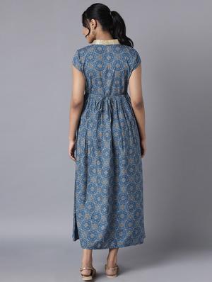v-neck printed maxi dress - 18400630 - Standard Image - 3