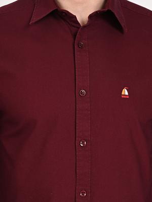 maroon solid casual shirt - 18402796 - Standard Image - 5