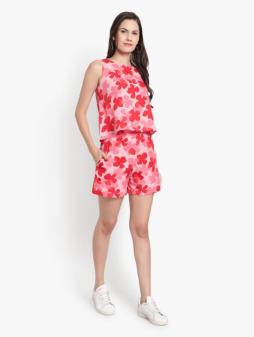 round neck floral top with shorts set - 18403672 - Zoom Image - 2