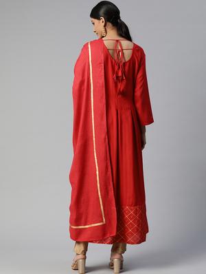 red rayon anarkali kurta - 18404755 - Standard Image - 3