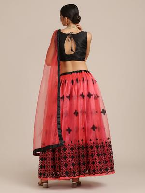peach net flared lehenga - 18408101 - Standard Image - 4