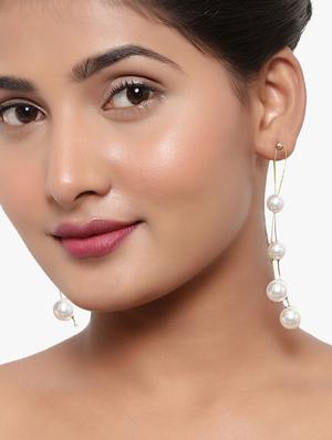 gold metal drop earring - 18409359 - Standard Image - 4