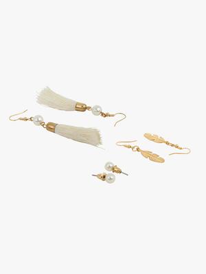 gold metal combo's. earring - 18409385 - Standard Image - 3