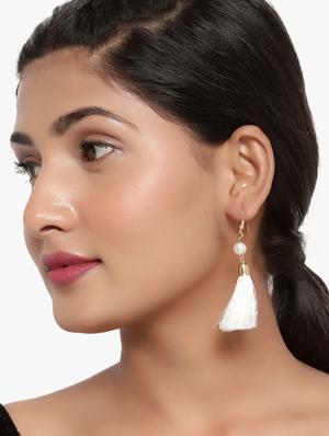 gold metal combo's. earring - 18409385 - Standard Image - 4
