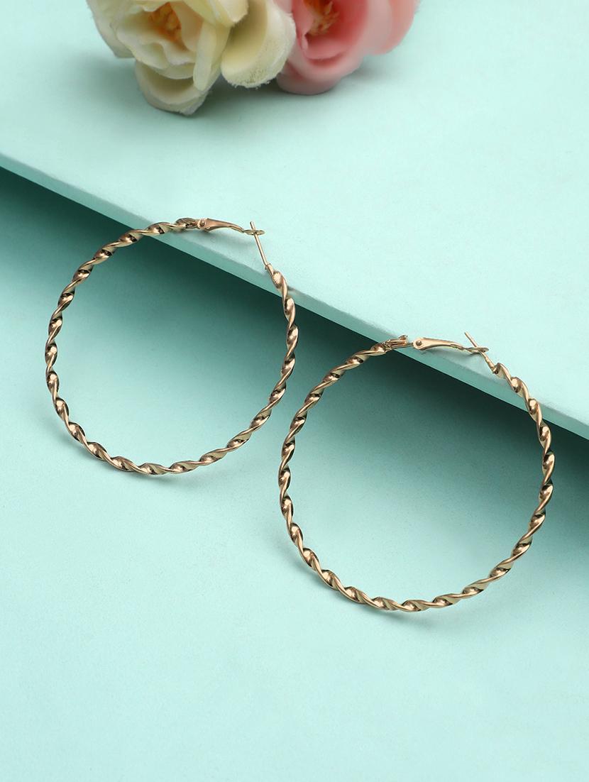 gold metal hoop earring - 18409388 - Zoom Image - 1
