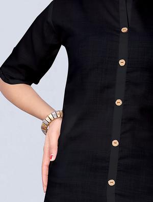black solid front slit kurta - 18411282 - Standard Image - 4