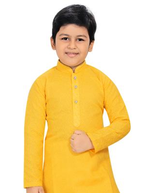 yellow solid kurta pajama set - 18415890 - Standard Image - 5