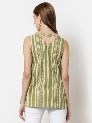 round neck printed top - 18416240 - Standard Image - 3
