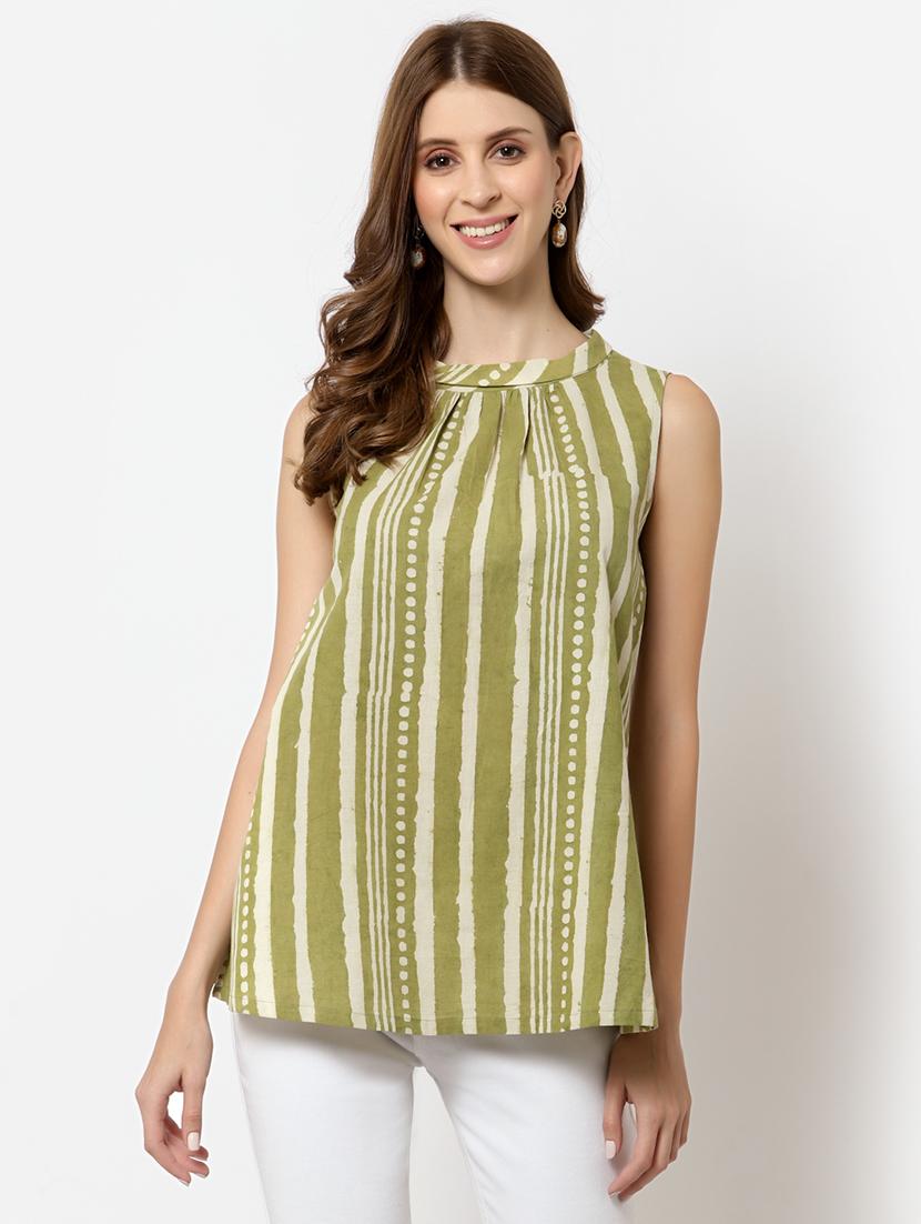 round neck printed top - 18416240 - Zoom Image - 1