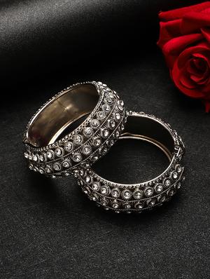 silver metal bangle - 18416403 - Standard Image - 2