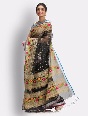 black handloom saree with blouse - 18416947 - Standard Image - 4