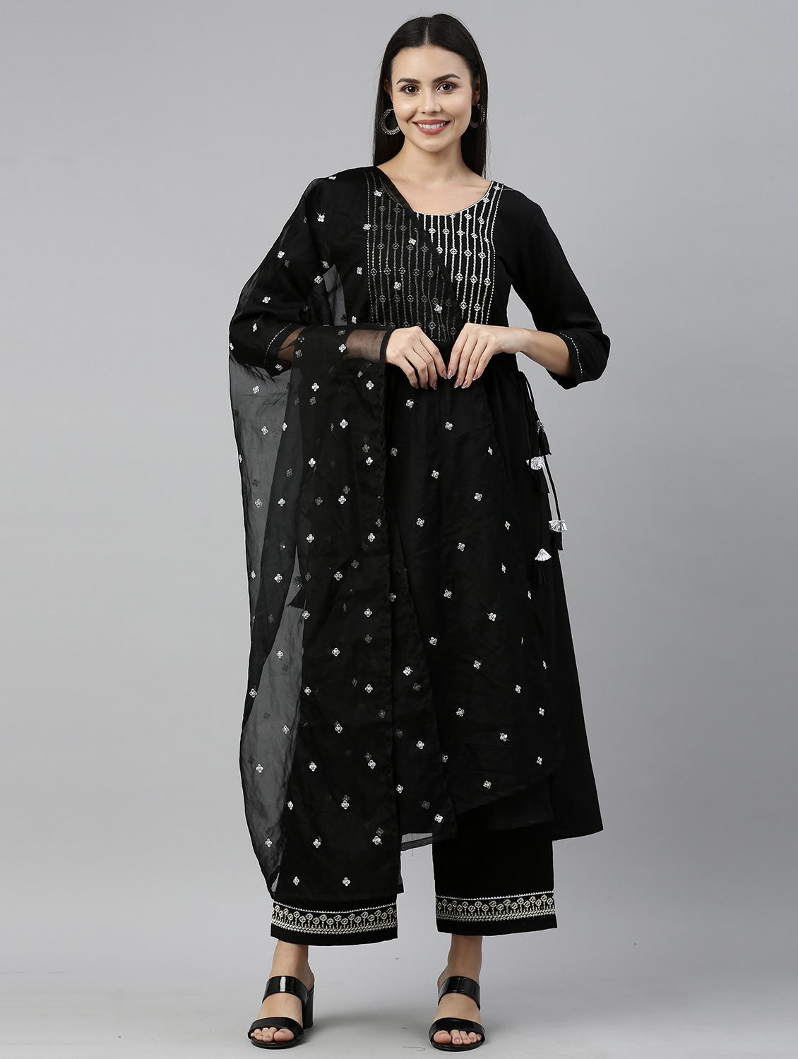 black cotton blend kurta pant set - 18418171 - Zoom Image - 1