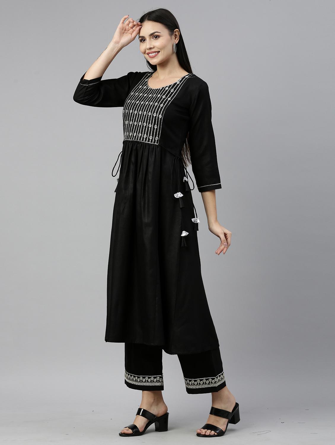 black cotton blend kurta pant set - 18418171 - Zoom Image - 2