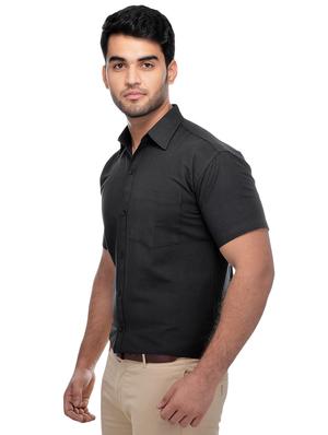 set of 2 solid formal shirt - 18423295 - Standard Image - 6