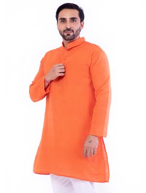 set of 2 solid medium kurta - 18423499 - Standard Image - 4