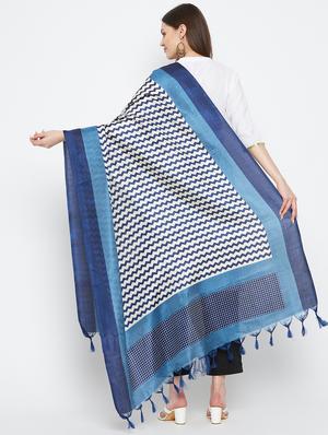 navy silk blend printed dupatta - 18423797 - Standard Image - 3