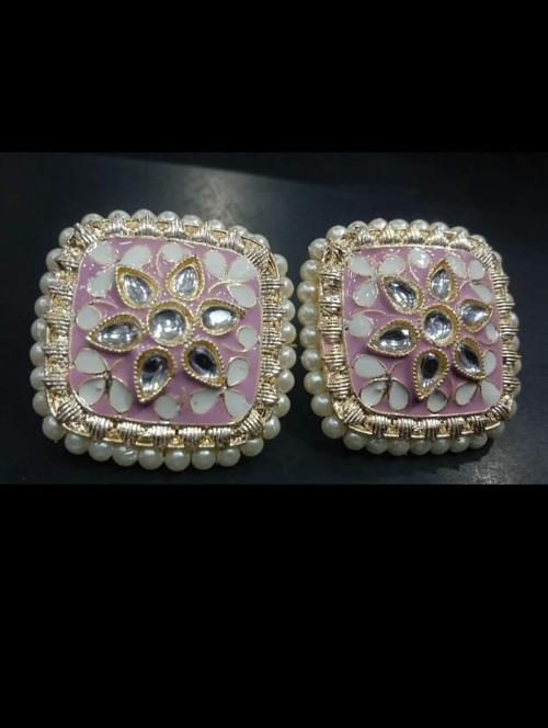 good quality earring set - 18423874 - Standard Image - 1