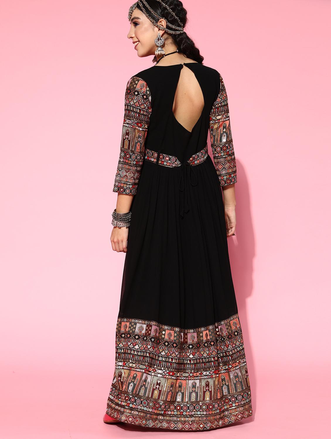 black embroidered flared gown - 18431038 - Zoom Image - 3