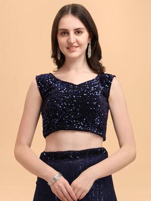 blue embroidered saree with blouse - 18431079 - Standard Image - 5