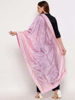 green silk blend printed dupatta - 18431149 - Standard Image - 4
