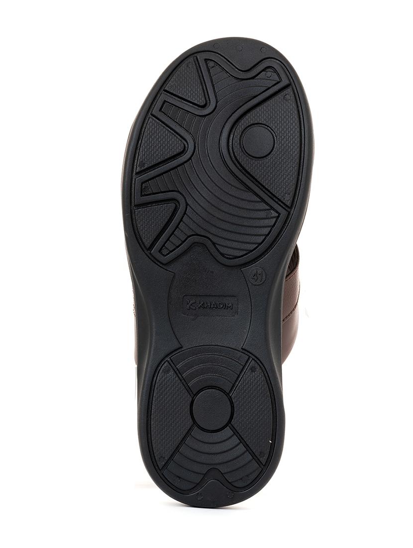 men brown toe separator slipper - 18435274 - Zoom Image - 5