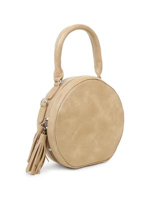 beige solid regular sling bag - 18437092 - Standard Image - 4