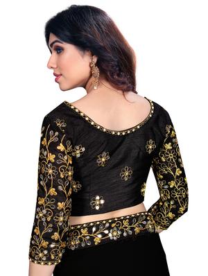 plain lace bordered saree with blouse - 18437249 - Standard Image - 4