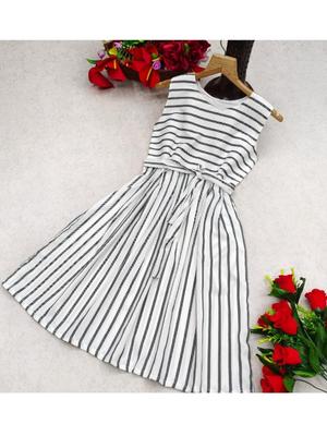 women printed casual dress - 18437476 - Standard Image - 2