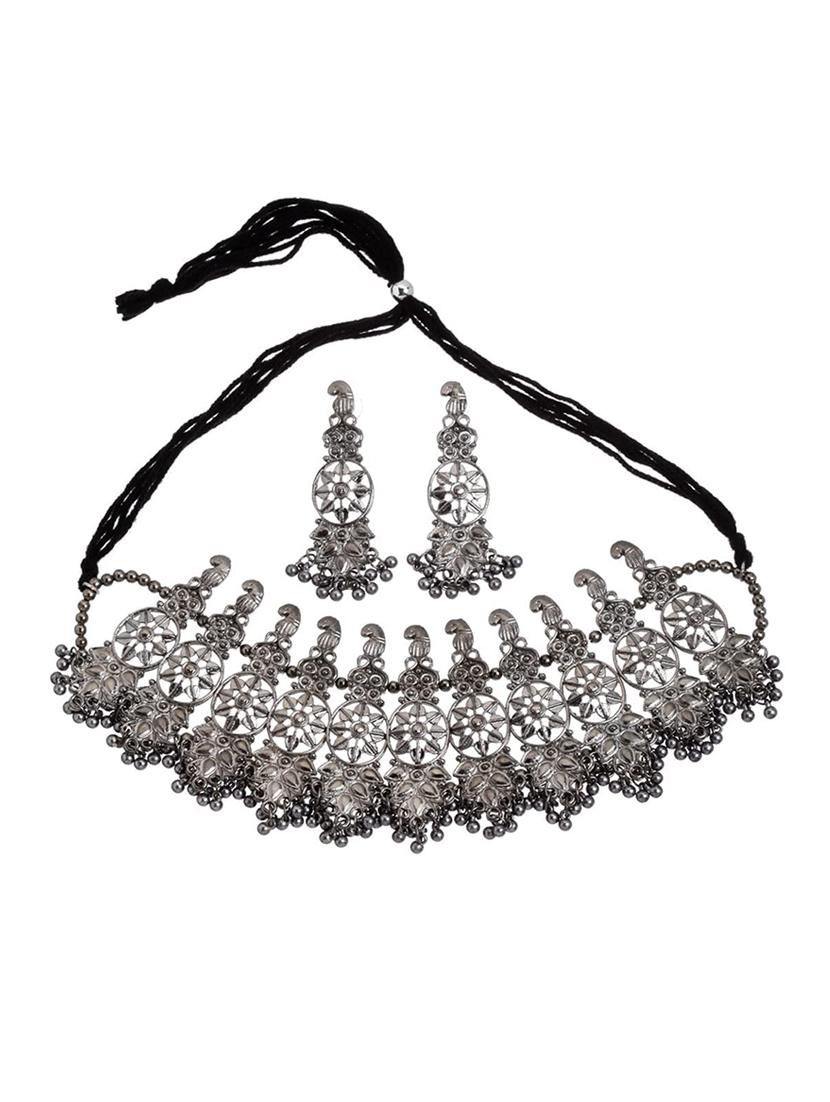 silver metal choker necklace - 18437706 - Zoom Image - 3