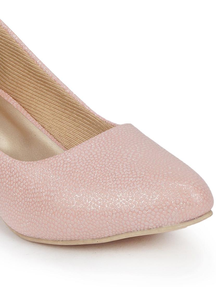 pink slip on pumps - 18440666 - Zoom Image - 3