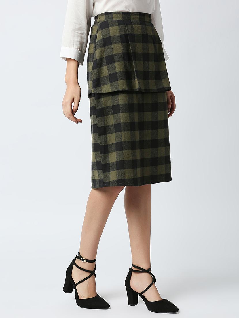 mid rise checkered a-line skirt - 18441738 - Zoom Image - 2