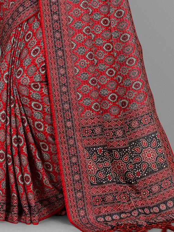 kaantha work printed saree with blouse - 18441914 - Zoom Image - 4