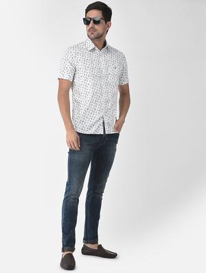 blue light washed denim jean - 18444249 - Standard Image - 4