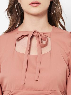 tie up neck solid crop top - 18445184 - Standard Image - 6