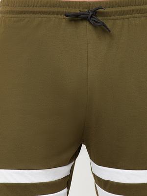 green stripes mid rise short - 18445276 - Standard Image - 5