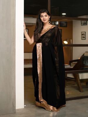 solid bordered sequined saree with blouse - 18447400 - Standard Image - 4