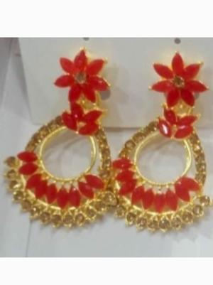 women stylish earring - 18448748 - Standard Image - 2