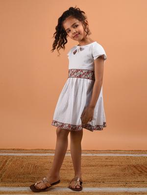 girls white solid pleated frock - 18448916 - Standard Image - 3