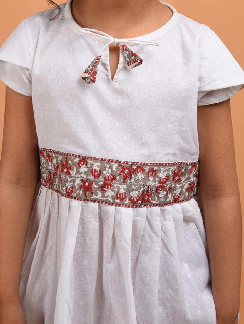 girls white solid pleated frock - 18448916 - Zoom Image - 5