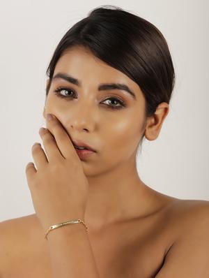 beautiful handcrafted gold bracelet - 18449905 - Standard Image - 4