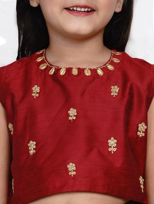 girls red embroidered lehnga choli set - 18451549 - Standard Image - 5
