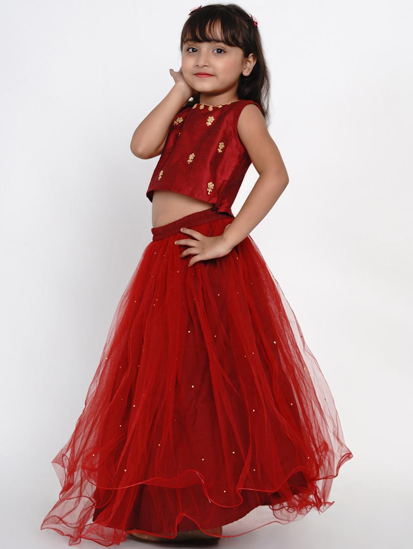 girls red embroidered lehnga choli set - 18451549 - Zoom Image - 2