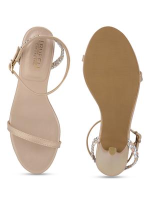 women nude ankle strap sandal - 18451714 - Standard Image - 5