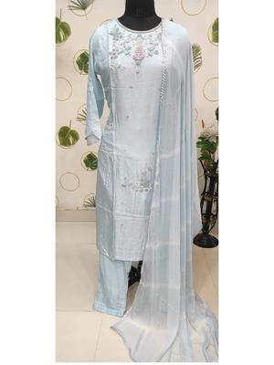 embroidered kurta palazzo dupatta set - 18453766 - Standard Image - 2
