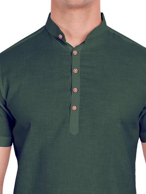 bottle-green solid short kurta - 18454642 - Standard Image - 5