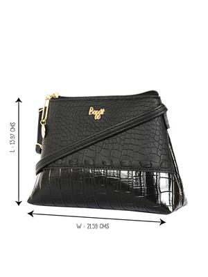 black textured regular sling bag - 18460441 - Standard Image - 5