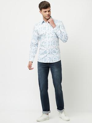 navy-blue light washed denim jean - 18462542 - Standard Image - 4